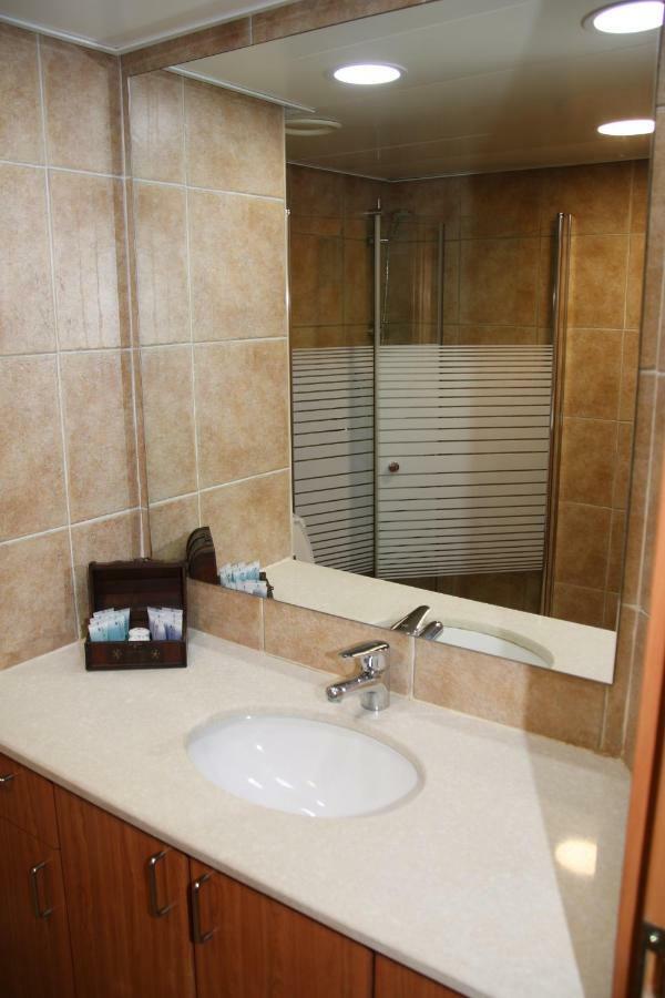 Tiberias Apartment Luaran gambar
