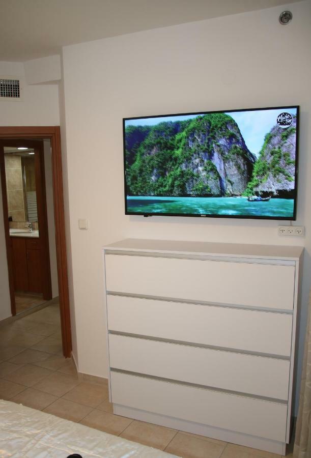 Tiberias Apartment Luaran gambar