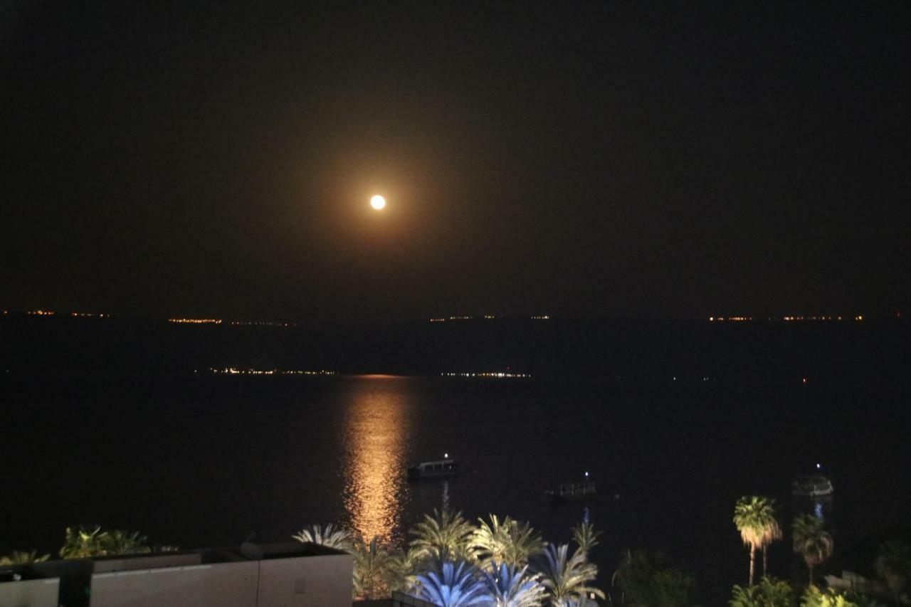 Tiberias Apartment Luaran gambar